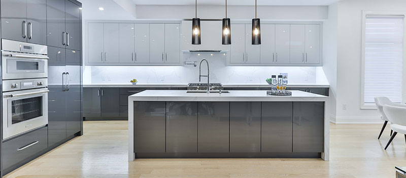 kitchen showing modern remodeling